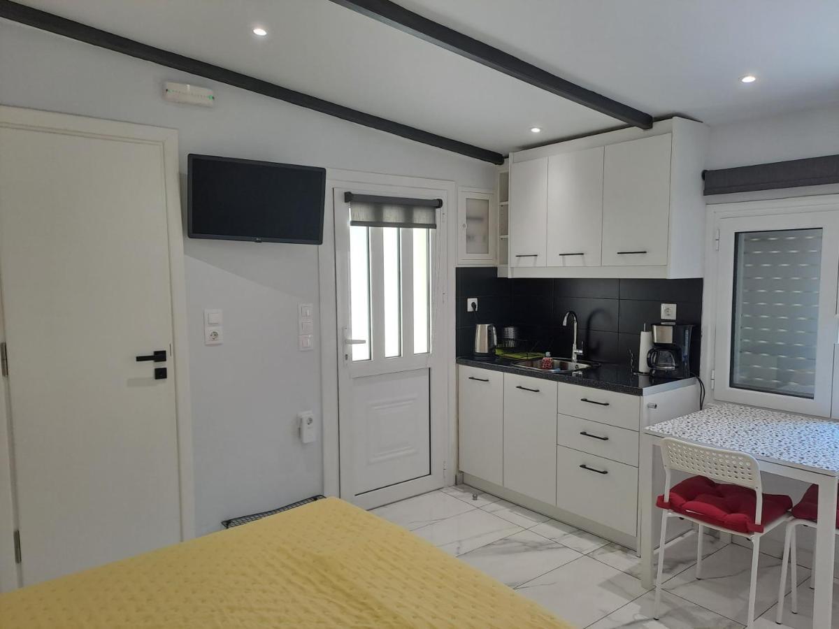 Vicky'S Place,Near Athens Airport Koropion Bagian luar foto