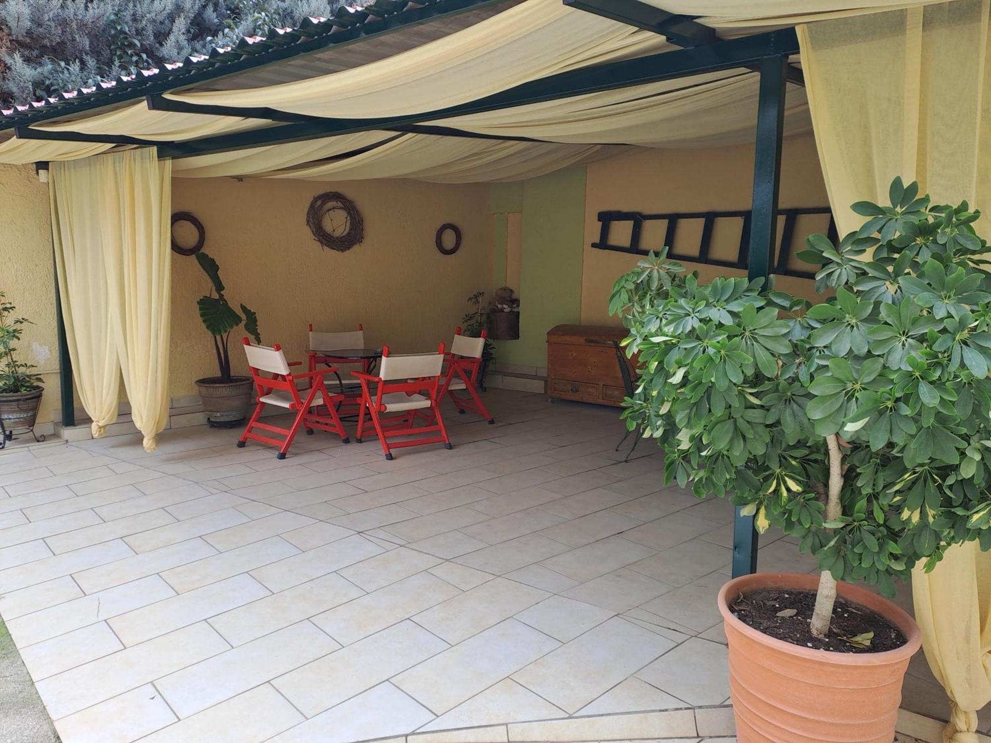Vicky'S Place,Near Athens Airport Koropion Bagian luar foto